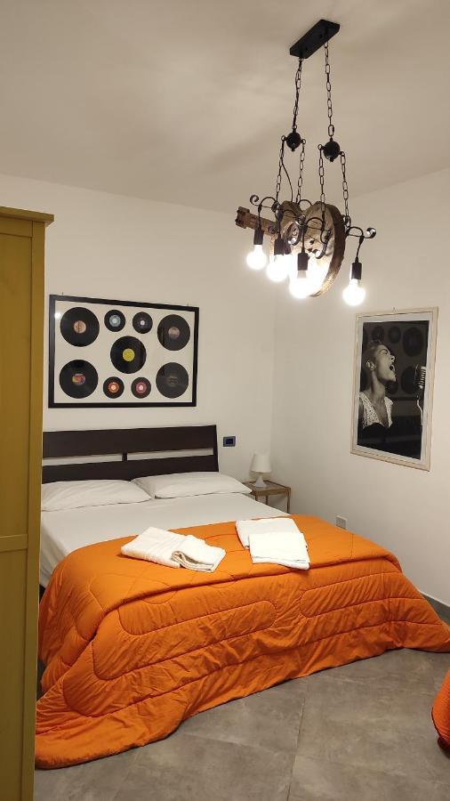 Hello World Bed & Breakfast Агридженто Екстериор снимка