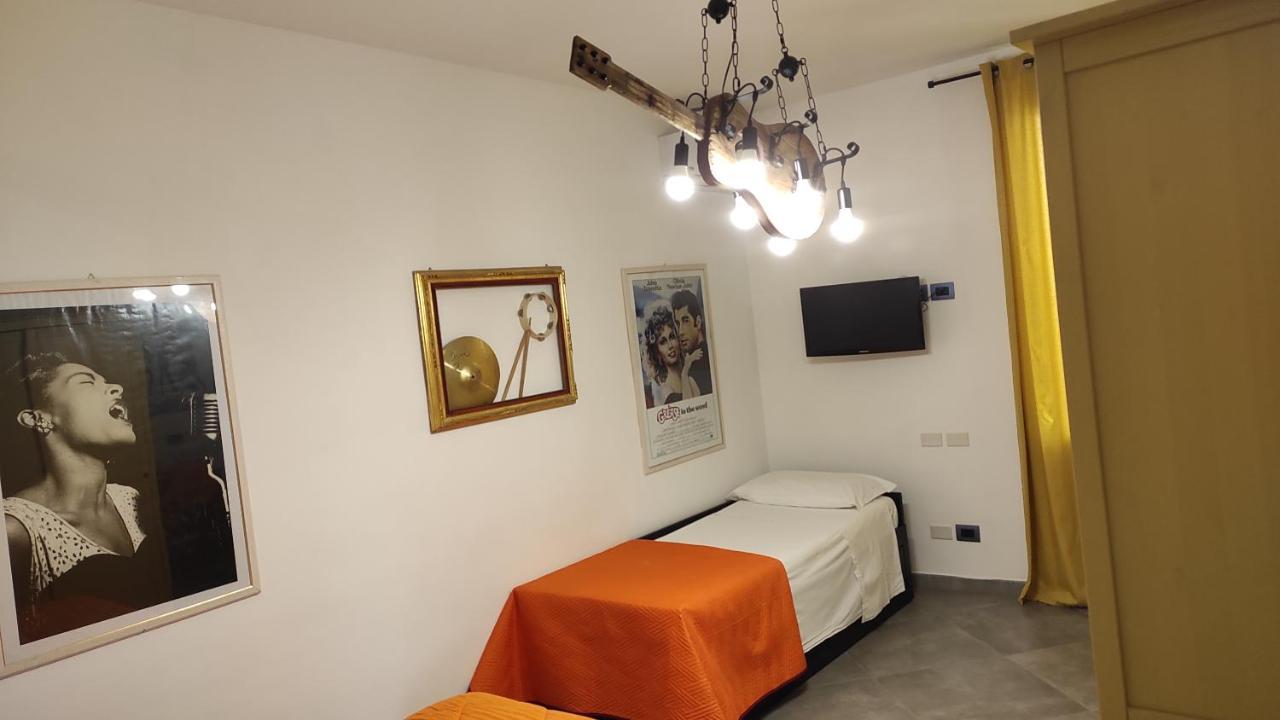 Hello World Bed & Breakfast Агридженто Екстериор снимка