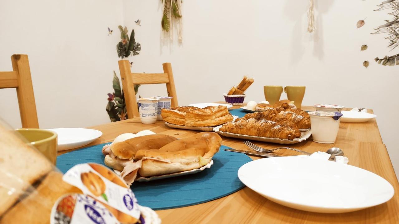 Hello World Bed & Breakfast Агридженто Екстериор снимка