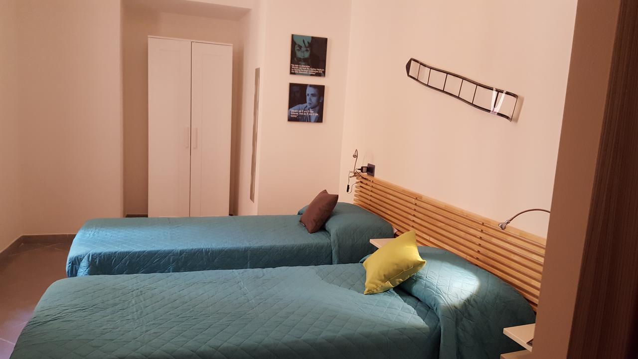 Hello World Bed & Breakfast Агридженто Екстериор снимка